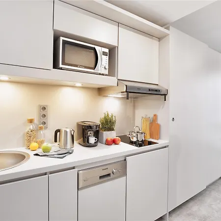 Hotel H.ome Serviced