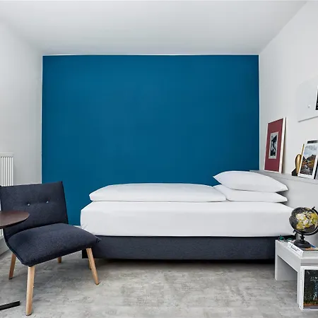 Hotel H.ome Serviced